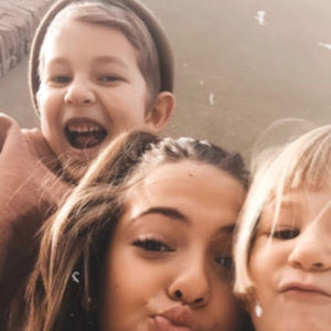 Meet your Posher, Zoe